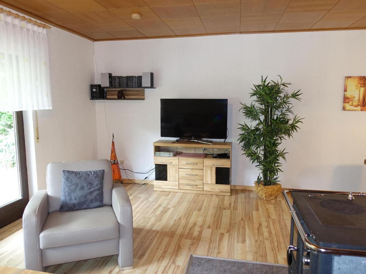 Idyllic Bungalow In Feusdorf With Forest View Esterno foto
